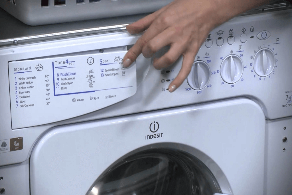Не работает управление стиральной машины Hotpoint-Ariston